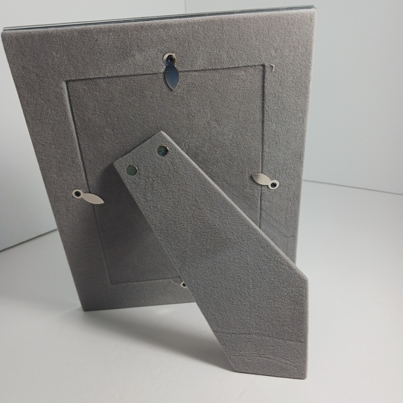 Oleg Cassini Crystal Diamond Picture Frame - Picture 3 of 10